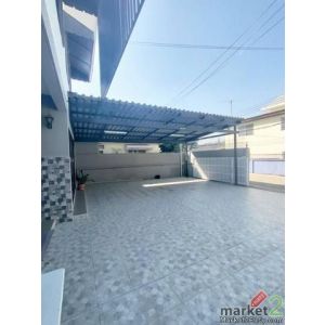 ให้เช่าบ้านเดี่ยว 2 ชั้น 60 ตร.ว. ถนนโชคชัย 4 ลาดพร้าว-วังหิน ใกล้ MRT โชคชัย 4