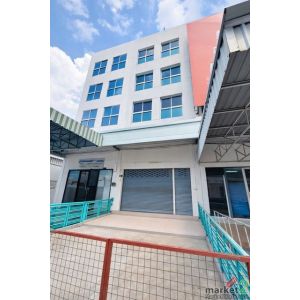  อาคารพาณิชย์ 3.5ชั้น ให้เช่า 2-3นอน 3ห้องน้ำ ถนนลาดพร้าว 115-119 เดอะมอลล์ บางก