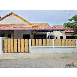 ขายบ้านแฝด หมู่บ้านคลาสสิค การ์เด้นโฮม หนองค้อ ศรีราชา ชลบุรี FP-H01798 