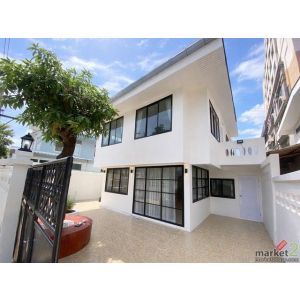 ให้เช่าบ้านเดี่ยวแต่งหรู 2 ชั้น 50 ตร.วา 5 ห้องนอน ห้วยขวาง–สุทธิสาร–รัชดา เฟอร์