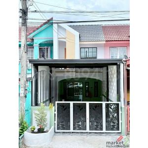 ขายทาวน์เฮ้าส์ 2 ชั้น ม.ณัฐวรรณ ซ.สังฆสันติสุข 18 หนองจอก เนื้อที่ 18.9 ตรว 2นอน