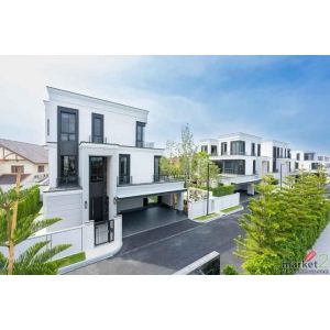 HS 1846 ขายบ้านหรูใหม่ มอลตัน เกทส์ กรุงเทพกรีฑา ไซส์ใหญ่สุด ตกแต่งครบพร้อมอยู่