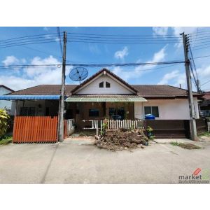 ขาย ทาวน์เฮ้าส์ บ้านมงคลสิทธิ์ มะขามเตี้ย ถนน ปทุมพร  เมืองสุราษฎร์ธานี 