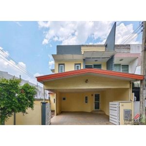 โครงการเมอริท แกรนด์ ดอนเมือง ซอยเทิดราชัน 1 ทาวน์โฮม 2 ชั้นหลังมุม ราคาพิเศษ ฟั