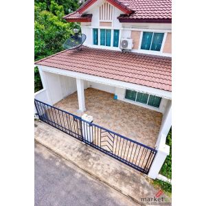 ทาวน์เฮาส์ 2 ชั้น 3 นอน  รร.ประชาธิปัตย์ 800 ม. โกดังรังสิต ใกล้ตลาดรังสิตคลอง2 