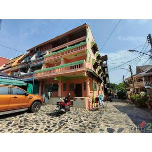 ขายอาคารพาณิชย์ 4ชั้น ถนนทัพพระยาสายสอง  เหมาะสำหรับครอบครัวใหญ่ หรือทำเป็นห้องใ