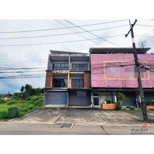 ขายอาคารพาณิชย์   ถนนลอกอตัน อำเภอเมืองชุมพร  ชุมพร