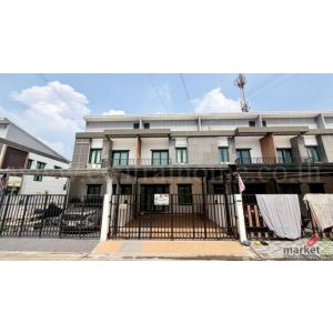 ลดราคา ทาวน์โฮม รัชชา กรีน กาญจนาภิเษก-กันตนา บ้านสวย ถูกที่สุดในโครงการ