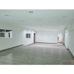 P2136 ให้เช่าโกดัง พร้อมออฟฟิศ ย่านรามคำแหงซอย 4 ใกล้แยกคลองตัน เหมาะเป็นศูนย์กร