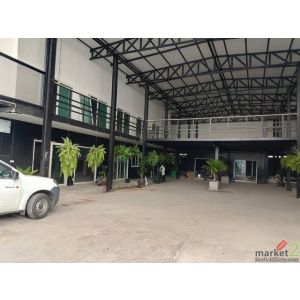 ให้เช่าอาคาร 2 ชั้น ขนาด 1,500 ตรม. ซอยรัชดา 14 พร้อมลานจอดรถ ใกล้ MRTห้วยขวาง