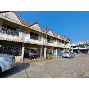 ขาย ทาวน์เฮ้าส์ เจริญศิลป์ สุราษฎร์ธานี ห่างจาก แม็คโคร สุราษฎร์ธานี 2.20 กม.