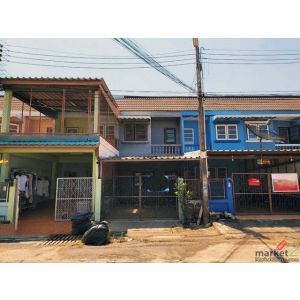 ขาย ทาวน์เฮ้าส์ เคียงเขา ศรีราชา ใกล้  ตลาดวรกิจพลาซ่า 0.45 กม.