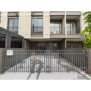 ให้เช่าทาวน์โฮม 3 ชั้น โครงการใหม่ เฌอคูน สุขุมวิท 77 Cherkoon Sukhumvit 77 เพีย