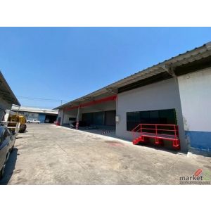 BR 1674 ให้เช่าโกดังยกสูง 540 ตรม ถนน ศรีนครินทร์  หนามแดง พื้นรับน้ำหนักได้ 3 ต