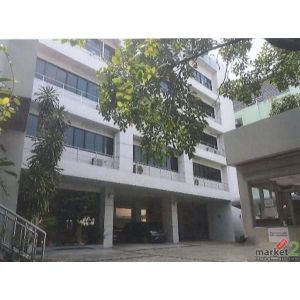 ขายอาคารสำนักงาน 2 ตึก 185.40 ตรว.พร้อมลิฟต์ ซอยปรีดีพนมยงค์ ใกล้ BTS พระโขนง