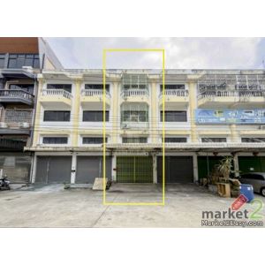 อาคารพาณิชย์ 3.5 ชั้น ซอย เทียนทะเล 11/1 บางขุนเทียน