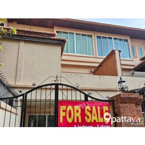 P2202 ขาย ทาวน์เฮ้าส์ 2 ชั้น Townhouse 3 ห้องนอน Pratumnak Hill (Cozy Beach)