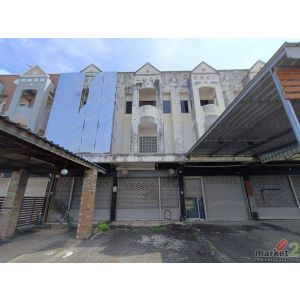 ขาย อาคารพาณิชย์ ปักธงชัย ใกล้  การประปาส่วนภูมิภาคสาขาปักธงชัย 0.85 กม.