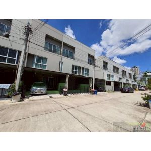 ขายทาวน์โฮม 3 ชั้น Patio แจ้งวัฒนะ ราคาถูกมาก เนื้อที่ 18.8 ตรว 3นอน 3น้ำ หน้าบ้