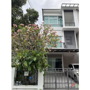 HS 1868 ขายทาวน์โฮม 3 ชั้น หลังมุม วิวสวน 26 ตรว. The Metro พระราม 9 เฟอร์พร้อมอ