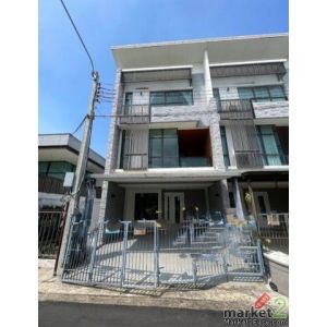 ขาย ทาวน์เฮ้าส์ เขตบางเขน กรุงเทพมหานคร ห่างจาก  เพลินนารี่มอลล์ 2.7 km