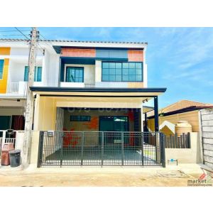 ขายทาวน์เฮ้าส์ 2 ชั้น เดอะทรัสต์ ทาวน์ วงแหวน ลำลูกกา เนื้อที่ 27.5 ตรว 3นอน 2น้