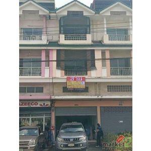 ขายด่วน อาคารพานิชย์ 3 ชั้นครึ่ง ขนาด 23.2 ตร.ว ราคาถูกสุดในบริเวณนี้ ท้ายถนนท่า