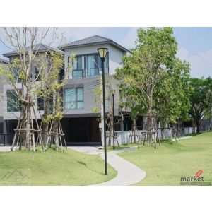 ขายบ้านแฝด 3 ชั้น 4 ห้องนอน บ้านกลางเมือง The Edition บางนา ตกแต่งเหมือนบ้านตัวอ