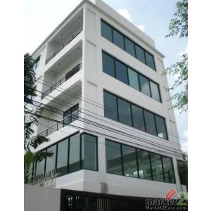 ขายโฮมออฟฟิศ 4 ชั้น 235 ตร.ว. พร้อมโกดัง ถ.สังคมสงเคราะห์ ใกล้ MRT ลาดพร้าว71