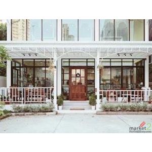 ให้เช่าอาคารพาณิชย์ 2 ชั้น 200 ตร.ม. ซอยเอกมัย 24 เหมาะทำธุรกิจ ใกล้ BTS เอกมัย