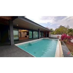 บ้านพูลวิลล่าหรู วิวทะเลสาบ วิวภูเขา เดินทางสะดวก หางดง 