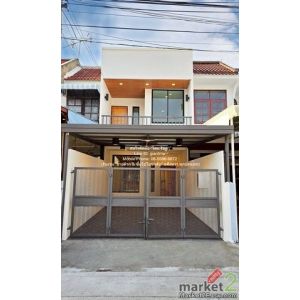 Townhome ขายทาวน์โฮม 2 ชั้น รีโนเวทแล้ว ติดถนนวิภาวดีรังสิต (ใกล้สนามบินดอนเมือง