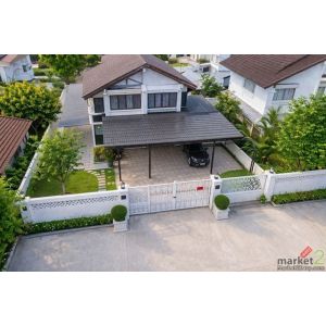 โรงเรียนสตรีวิทยา2 1 กม. บ้านเดี่ยว 90 ตร.ว. 300ตร.ม. จอดรถ 5 คัน ลาดพร้าว รถไฟฟ