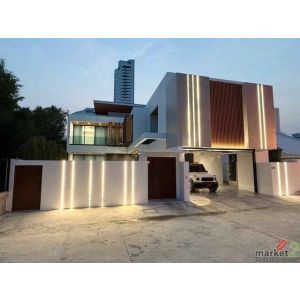 ให้เช่าบ้านหรู  ใกล้หาดจอดเทียนเพียง 500 เมตร  โซนเคาน์เตอร์บรา  สำหรับจิบ ดื่มช