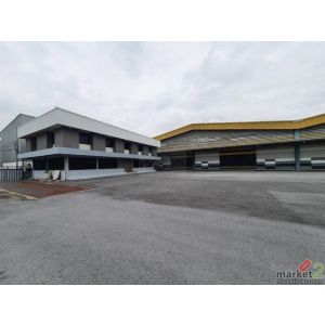 ให้เช่าโกดังพร้อมสำนักงานรวม 10,500 ตร.ม. บนเนื้อที่ 6 ไร่ครึ่ง ถนนสุขุมวิท ปู่เ