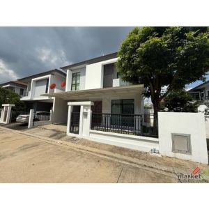 ให้เช่าบ้านเดี่ยว 2 ชั้น 3 นอน โครงการ ออร่า Aura รามคำแหง 94 ใกล้รถไฟฟ้า MRT สั