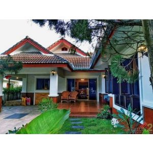 บ้านสวย กว้างขวาง บรรยากาศดี ร่มรื่น เฟอร์นิเจอร์ครบ แม่ริม