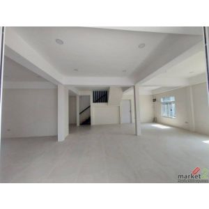 ให้เช่าบ้านเดี่ยว    ซอย ปรีดีพนมยงค์ 26 ใกล้ BTS พระโขนง เนื้อที่72 ตร.ว.  ใกล้