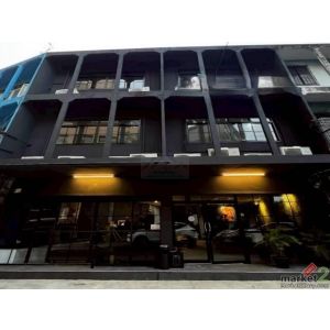 ให้เช่าอาคารพาณิชย์ 3 ชั้น 2 คูหา (ติดกัน) 200 ตร.ม. ถนนลาดพร้าว ใกล้ MRT พหลโยธ