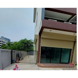 ให้เช่าโฮมออฟฟิศ 3.5 ชั้นหลังมุม 281 ตร.ม ซอยรามอินทรา 89 ใกล้ Fashion Island ใก