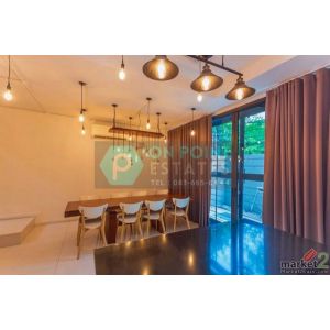 The Park Lane 22 3 Bedrooms 5 Bathrooms for Rent 120,000 Baht (C993)