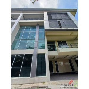 ให้เช่าโฮมออฟฟิต4ชั้นห้องมุม 600 ตร.ม.ย่านรามอินทราใกล้แฟชั่นไอแลนส์,MRTวงแหวนรา