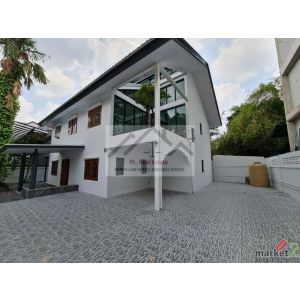 ให้เช่าโฮมออฟฟิศ2ชั้น200 ตร.ม.ย่านโชคชัย4ลาดพร้าวใกล้MRTโชคชัย4ใกล้นาคนิวาสลาดพร