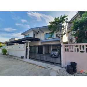 ให้เช่าบ้านเดี่ยว 2 ชั้น 350 ตร.ม. หมู่บ้าน ต.รวมโชค โชคชัย 4 ใกล้ Central Eastv