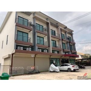 P2282 ให้เช่า โฮมออฟฟิศ 3.5 ชั้น หลังมุม ซอยรามอินทรา 89 ใกล้ Fashion Island ใกล