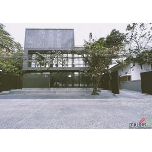 ให้เช่าอาคารสำนักงาน 2 หลัง 1200 ตร.ม. ในพื้นที่เดียวกัน ถนนรัชดาภิเษก 32