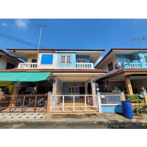 ขายบ้านแฝด  หมู่บ้านสวนเทพประทาน ซอยเอราวัณ 37 ปทุมธานี