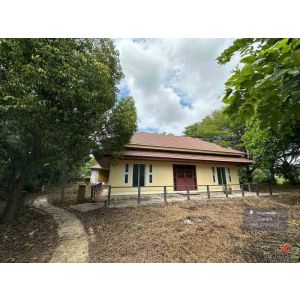 ขายบ้านพร้อมที่ดิน ทำเลดี ล้อมน้ำ 3 ด้าน  ดอนมะนาว สุพรรณบุรี