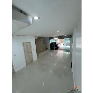 P2299 ขายทาวน์โฮม ลุมพินี ทาวน์ เรสซิเดนซ์ ลาดพร้าว สเตชั่น LUMPINI TOWN RESIDEN