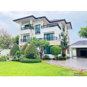  ให้เช่าบ้านเดี่ยว 3 ชั้น เฟอร์นิเจอร์ครบ 4 ห้องนอน 4 ห้องน้ำ แอร์  10 เครื่อง ซ